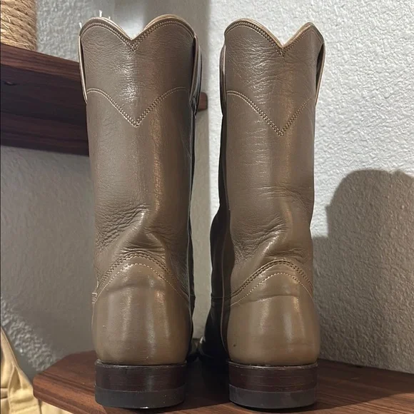 Justin Classic Taupe/Grey Leather Cowboy Boots. Size 7B. EUC! - Picture 4 of 13